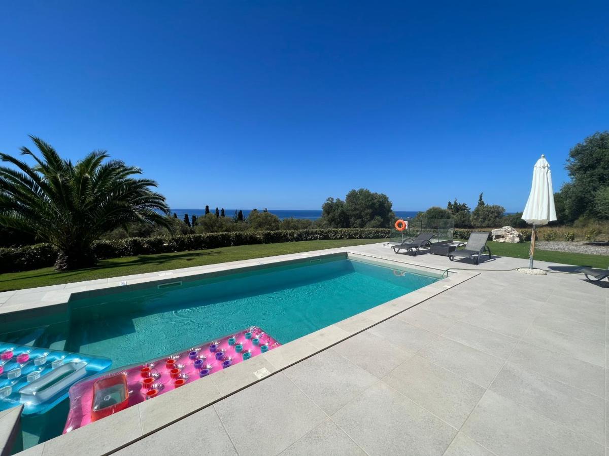 סבורונטה Avithos Blue Villas מראה חיצוני תמונה