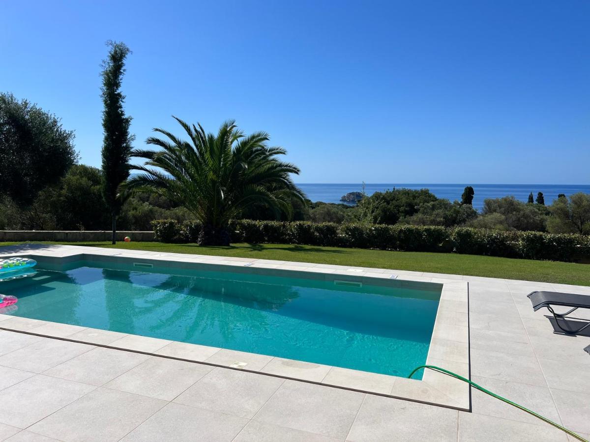 סבורונטה Avithos Blue Villas מראה חיצוני תמונה