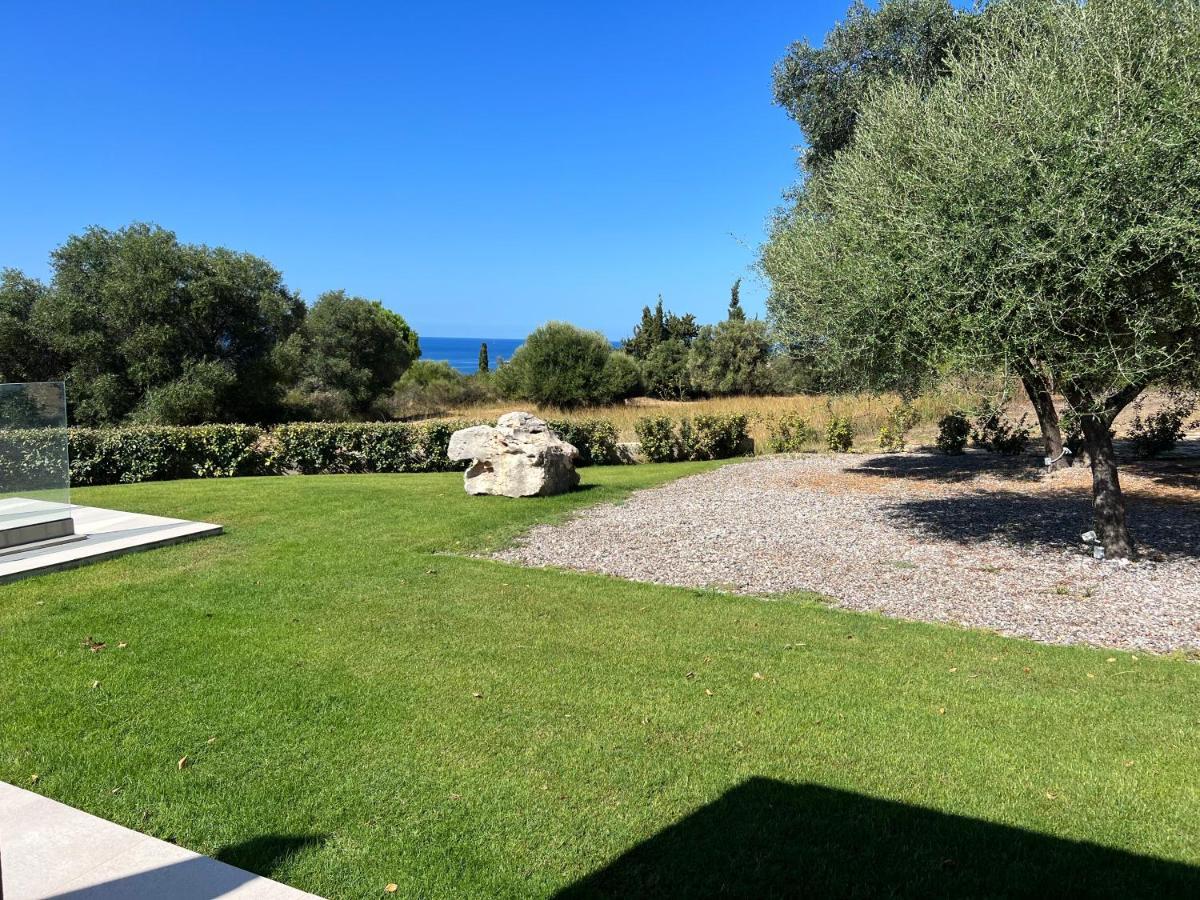 סבורונטה Avithos Blue Villas מראה חיצוני תמונה