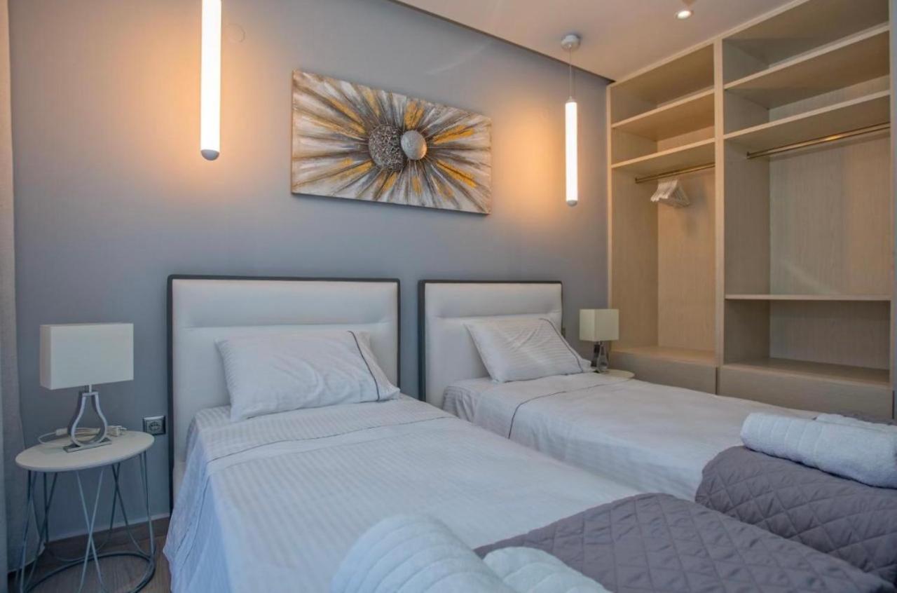 סבורונטה Avithos Blue Villas מראה חיצוני תמונה