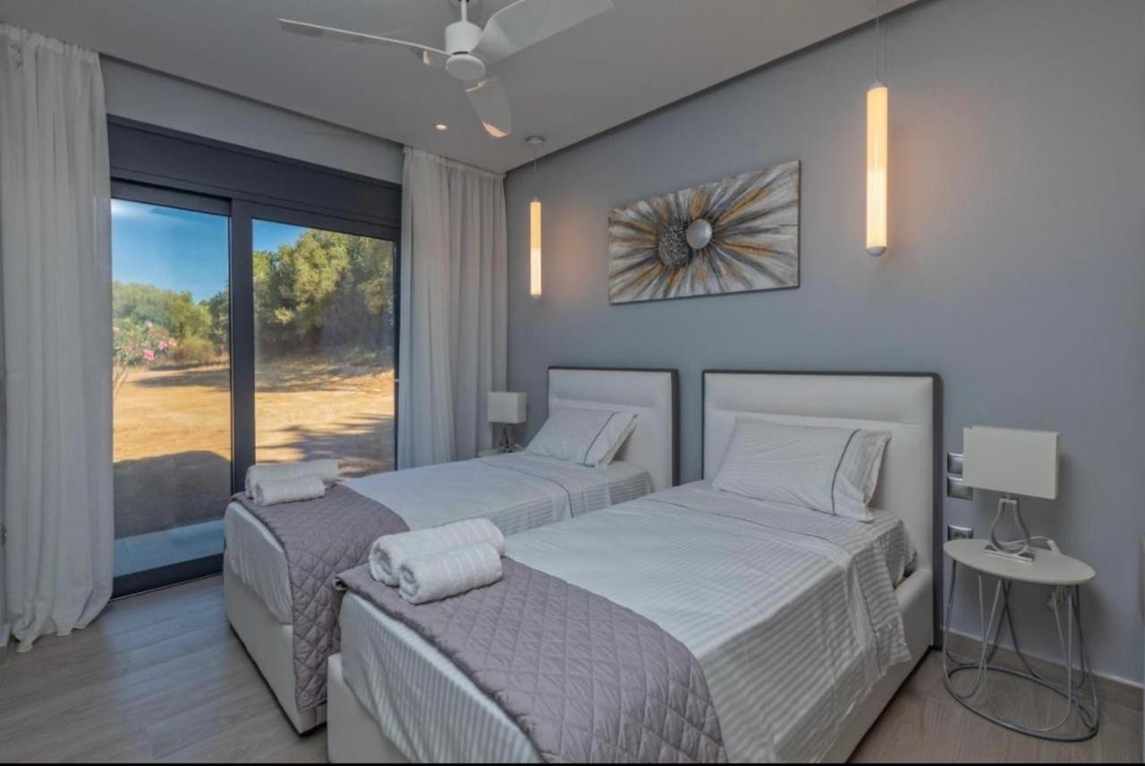 סבורונטה Avithos Blue Villas מראה חיצוני תמונה